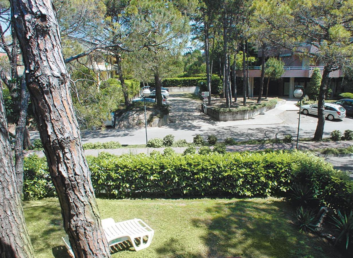 Apartamento Flat In Lignano Pineta Lignano Sabbiadoro Exterior foto